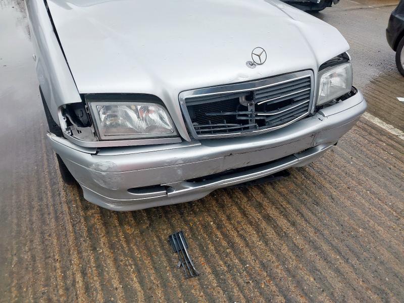 2000 MERCEDES C200 SPORT AUTO 