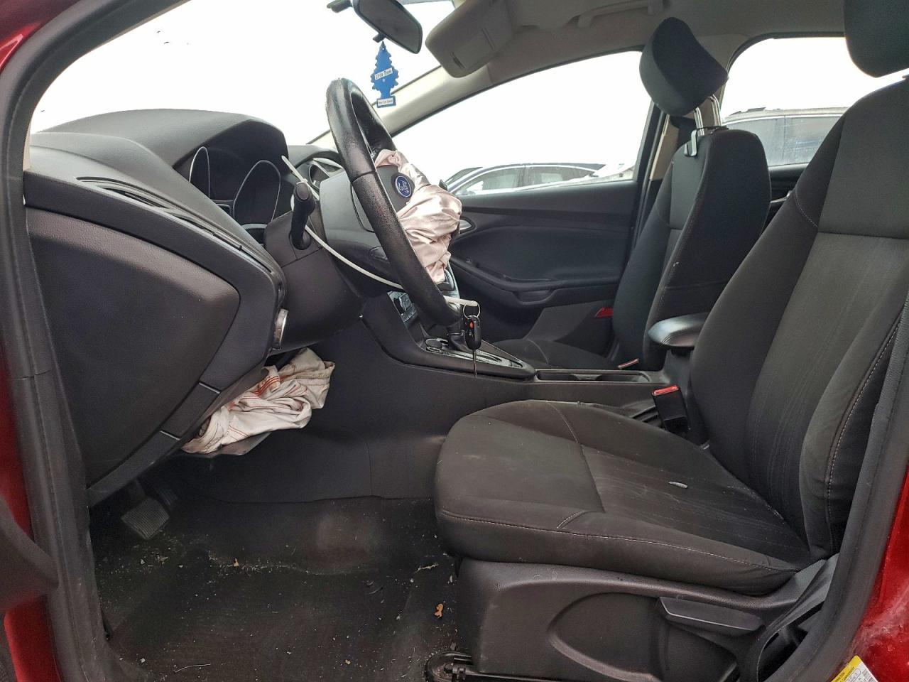 2015 Ford Focus Se VIN: 1FADP3F21FL352539 Lot: 94955225