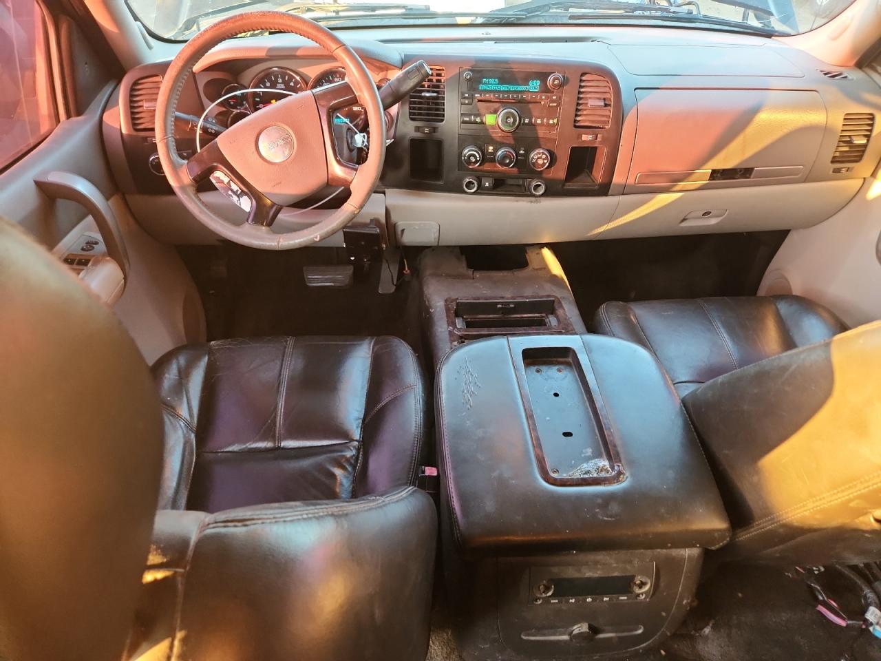 2008 GMC Sierra C1500 VIN: 2GTEC13C381180972 Lot: 71911615