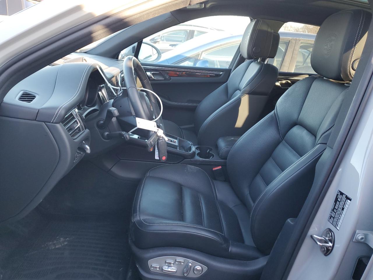 2024 Porsche Macan S VIN: WP1AG2A57RLB41373 Lot: 90869695