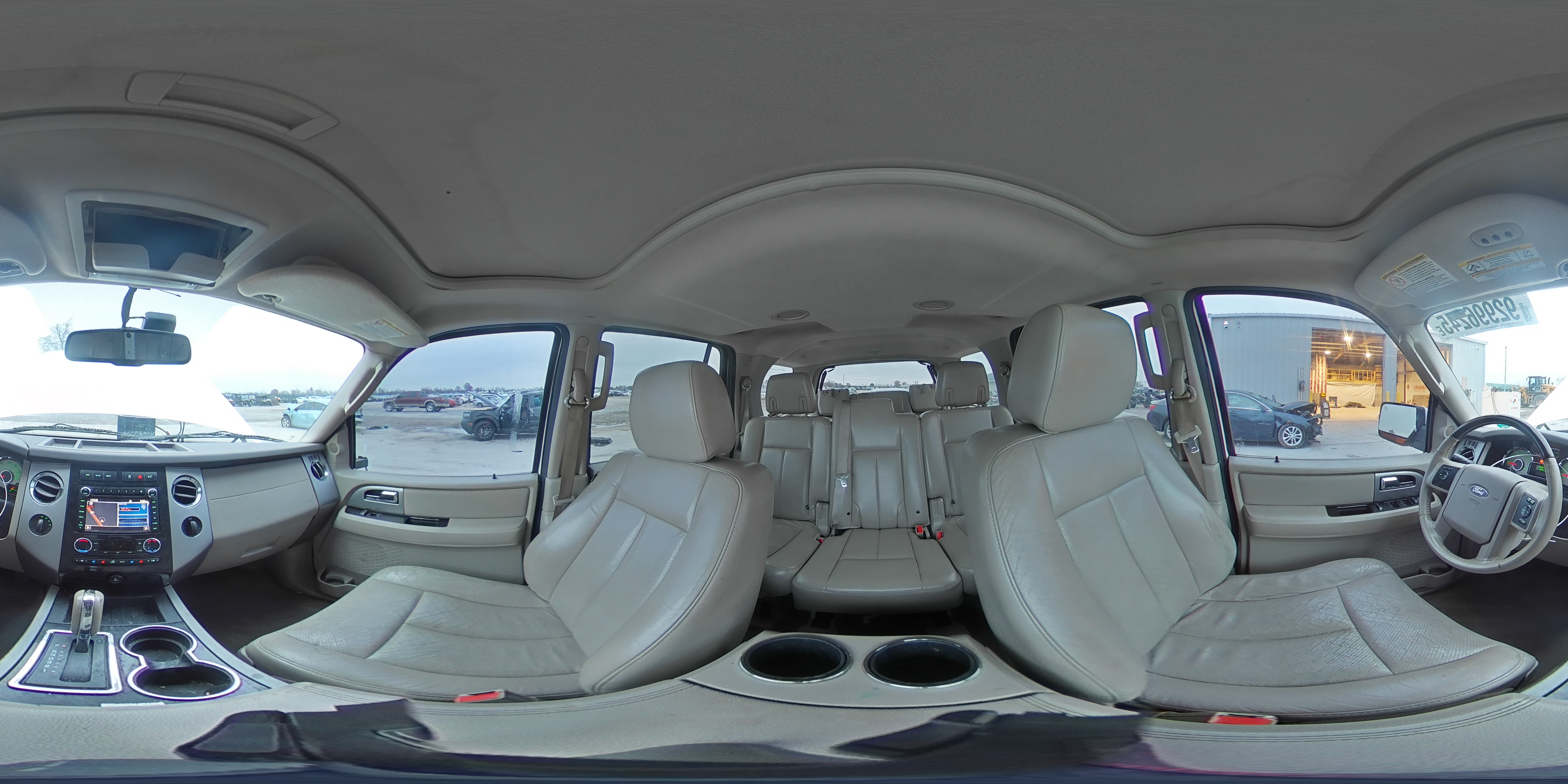 2011 Ford Expedition Limited VIN: 1FMJU2A52BEF54995 Lot: 92996245