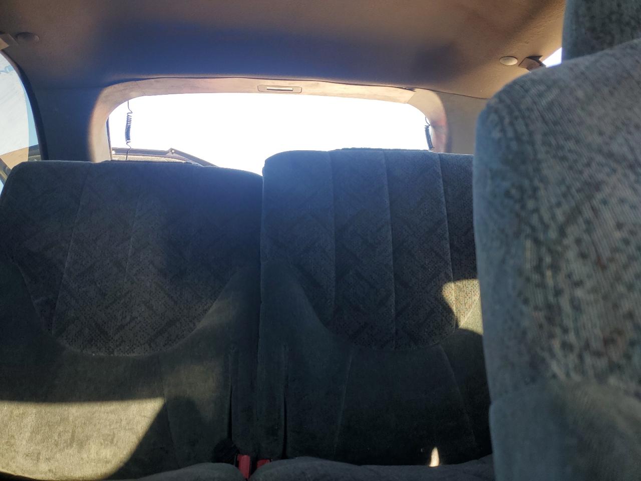 2000 GMC Jimmy VIN: 1GKCS18W8YK231738 Lot: 91124605