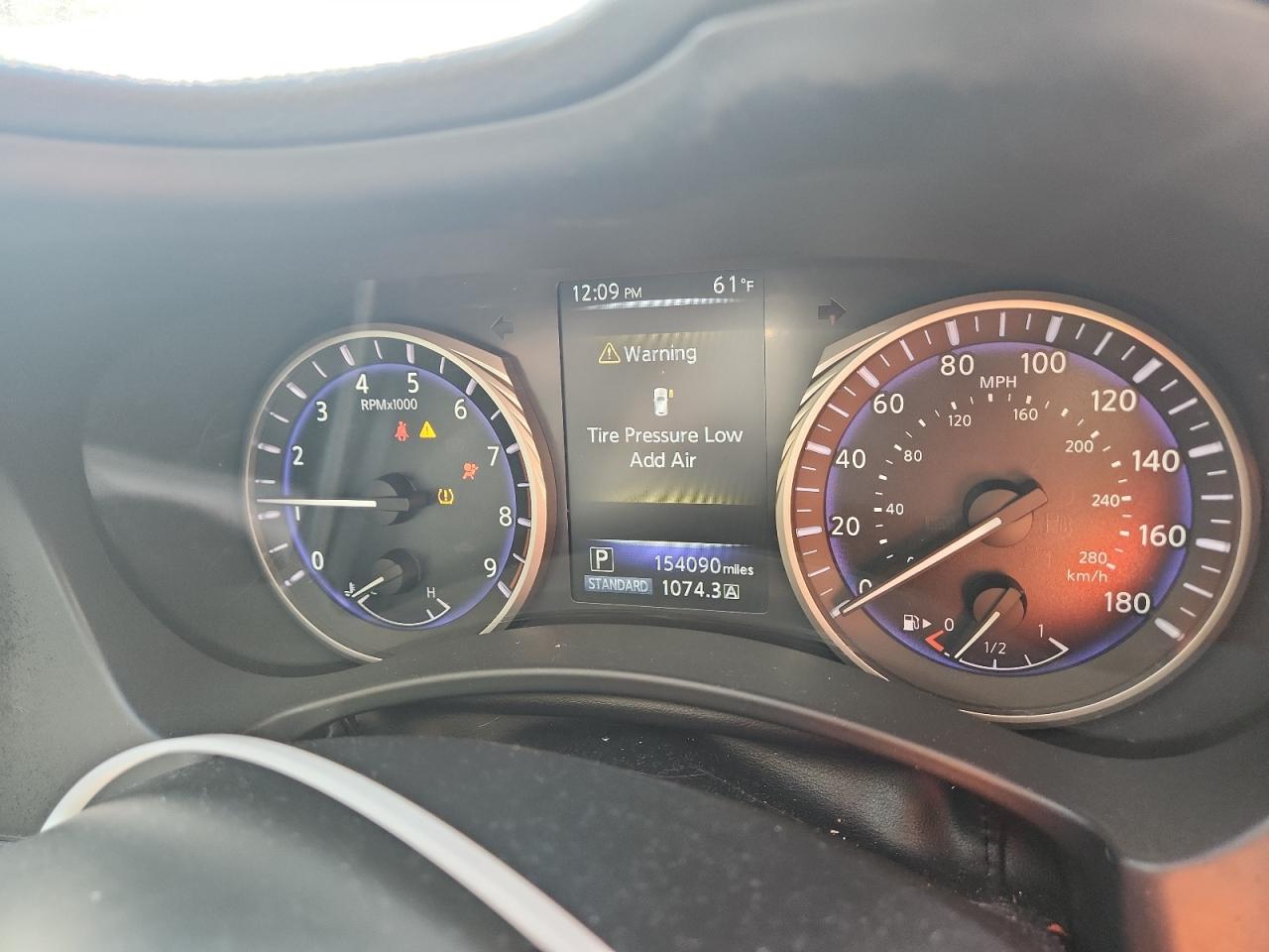 2017 Infiniti Q50 Premium VIN: JN1EV7AP2HM730771 Lot: 92469785