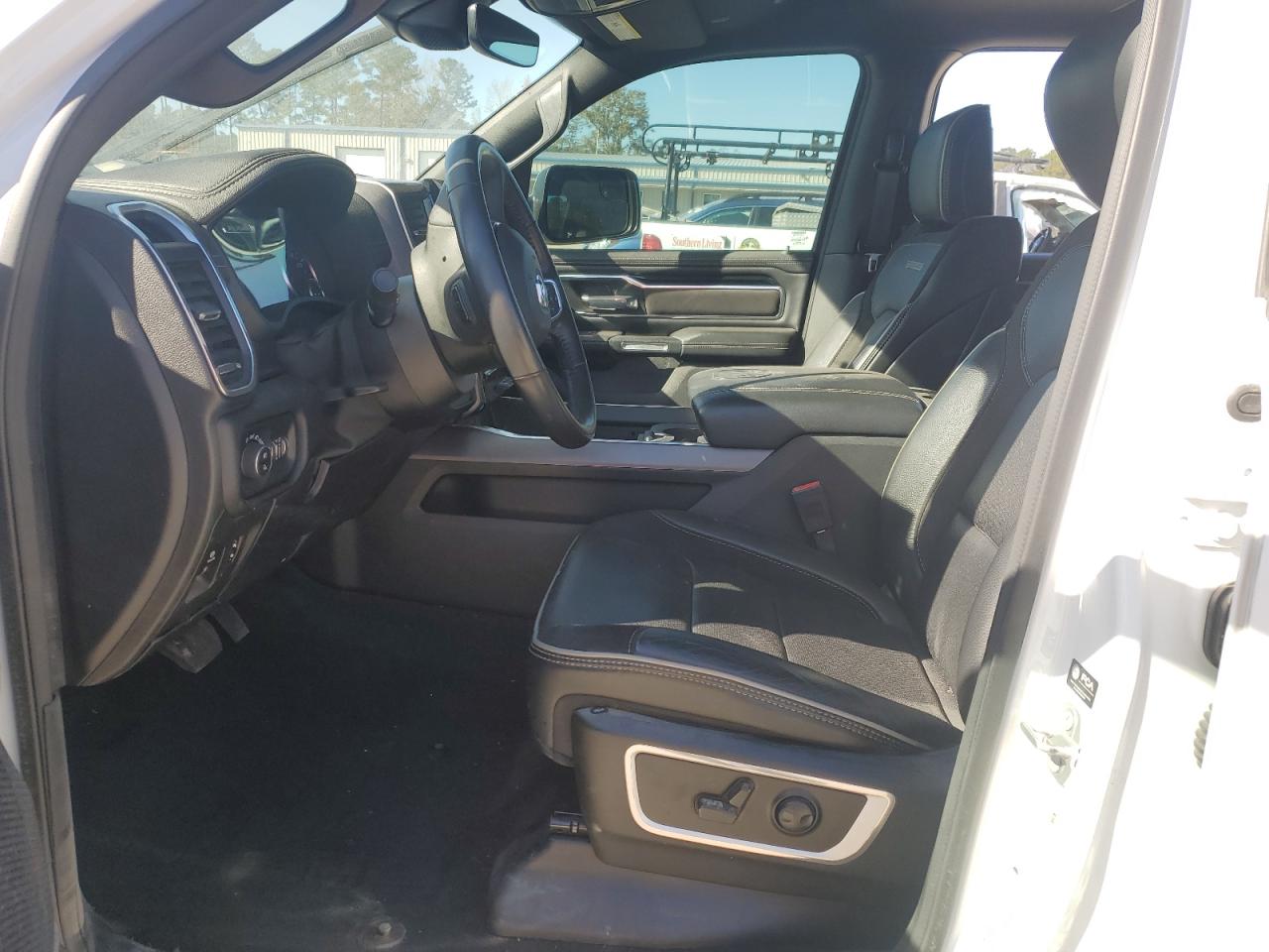 2022 Ram 1500 Laramie VIN: 1C6SRFJT7NN192156 Lot: 93426275