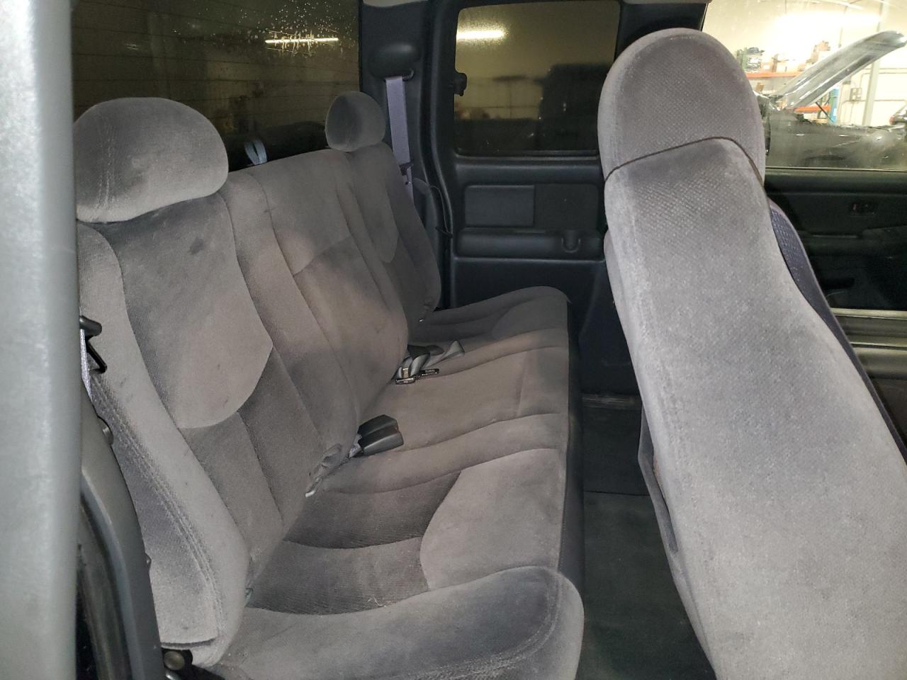 2005 GMC New Sierra K1500 VIN: 1GTEK19B55E131882 Lot: 92753995