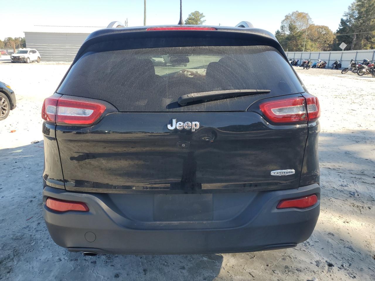 2018 Jeep Cherokee Latitude Plus VIN: 1C4PJLLB2JD504005 Lot: 91241325