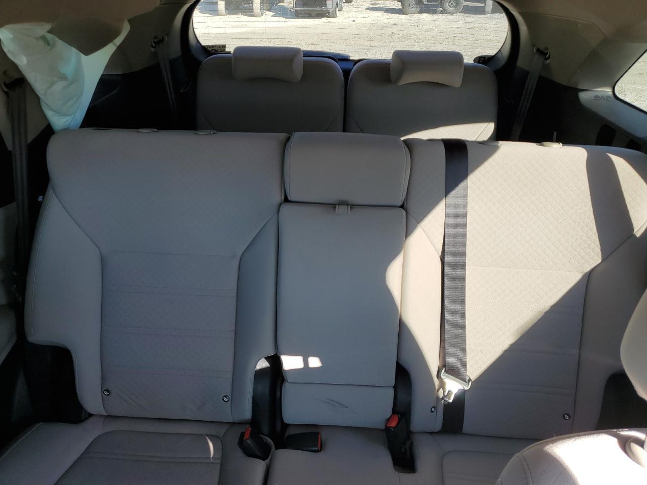 2020 Kia Sorento S VIN: 5XYPG4A51LG633018 Lot: 93442005