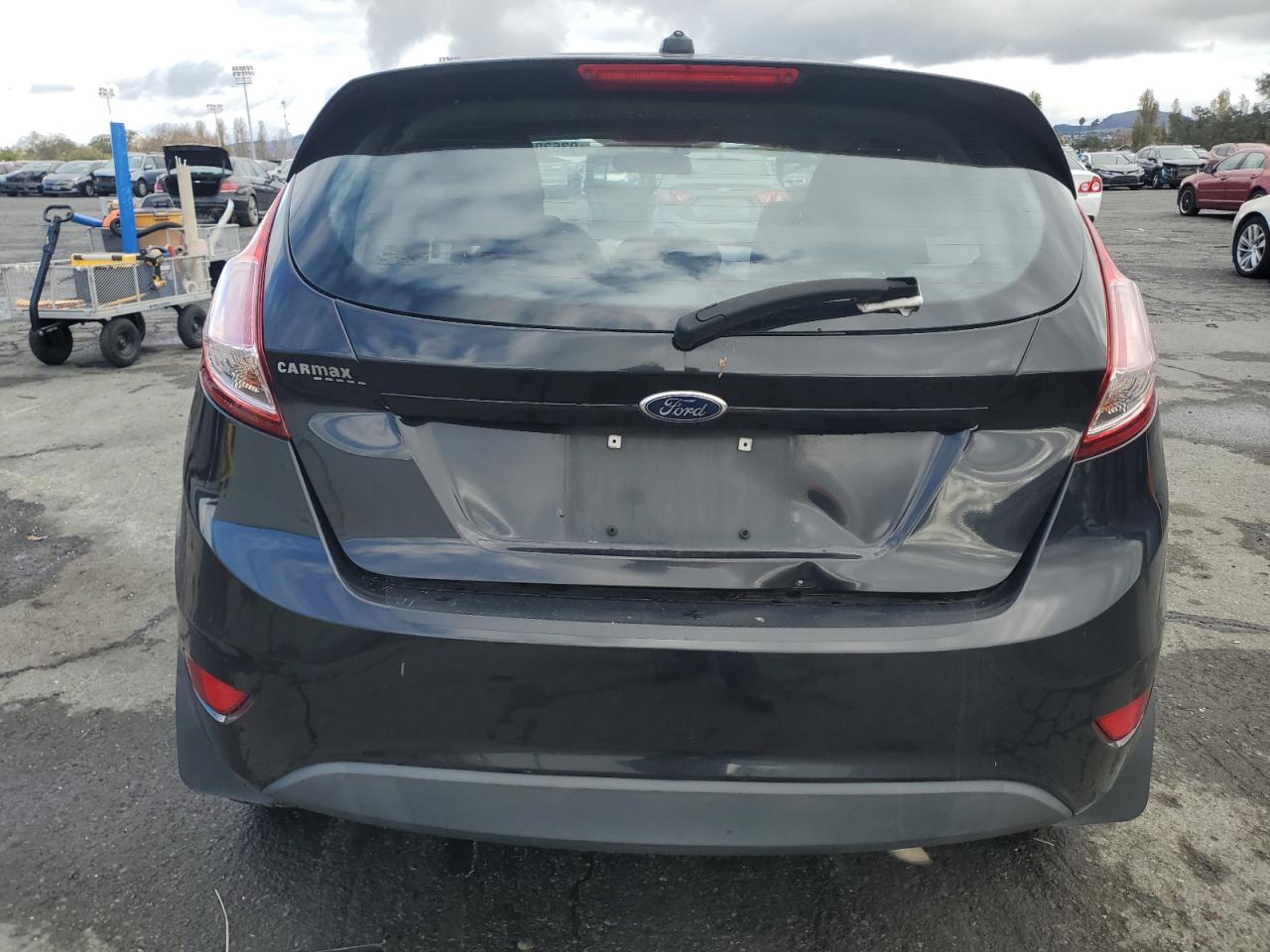 2015 Ford Fiesta S VIN: 3FADP4TJ1FM135704 Lot: 93630045