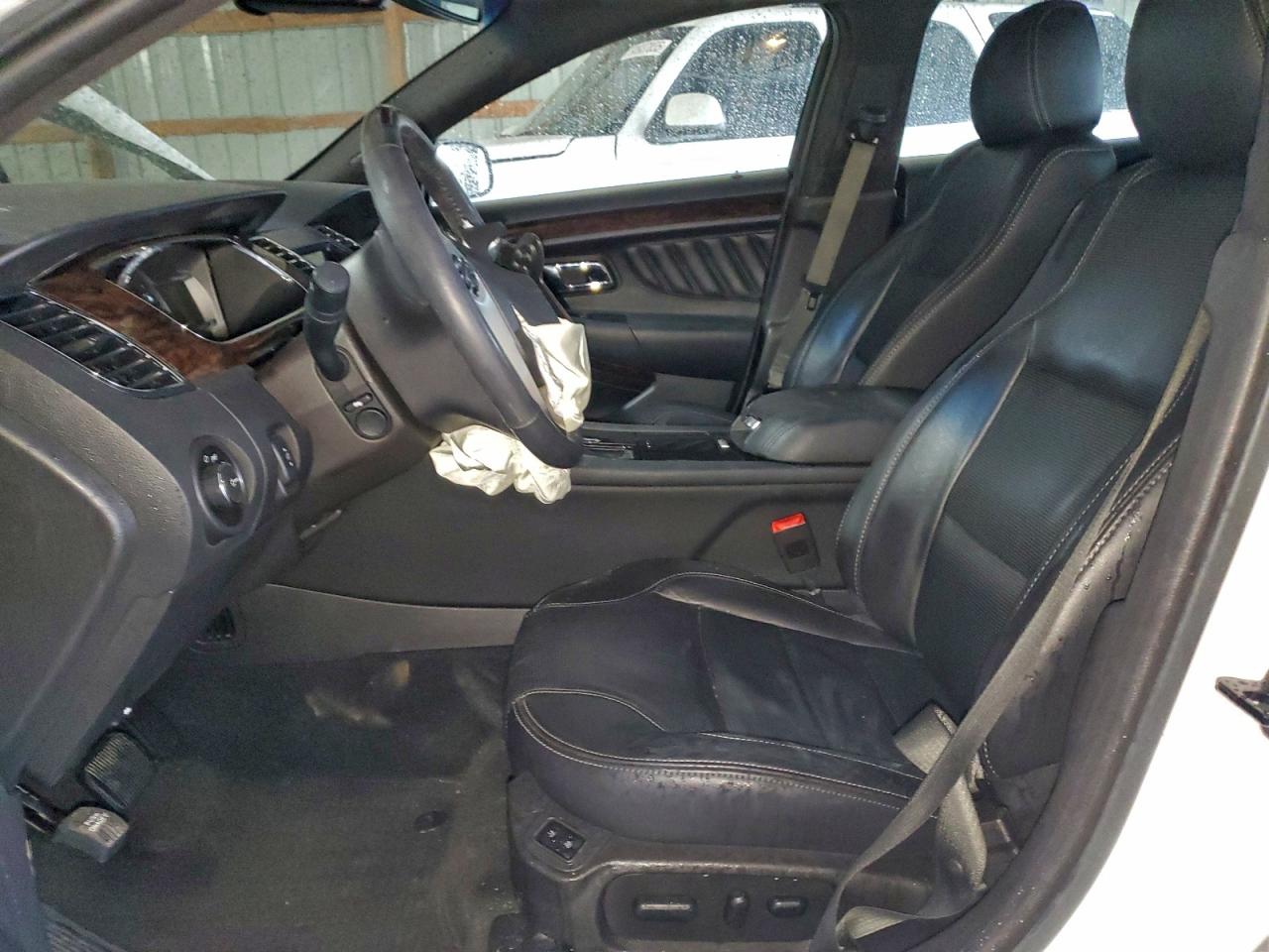 2018 Ford Taurus Limited VIN: 1FAHP2J83JG103040 Lot: 92803205