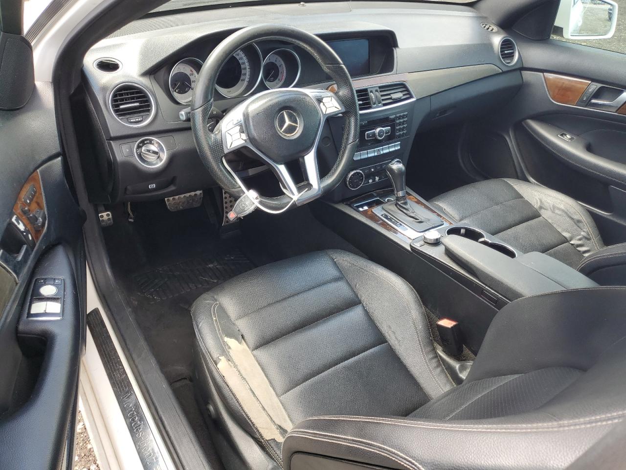 2015 Mercedes-Benz C 250 VIN: WDDGJ4HBXFG369267 Lot: 91002895