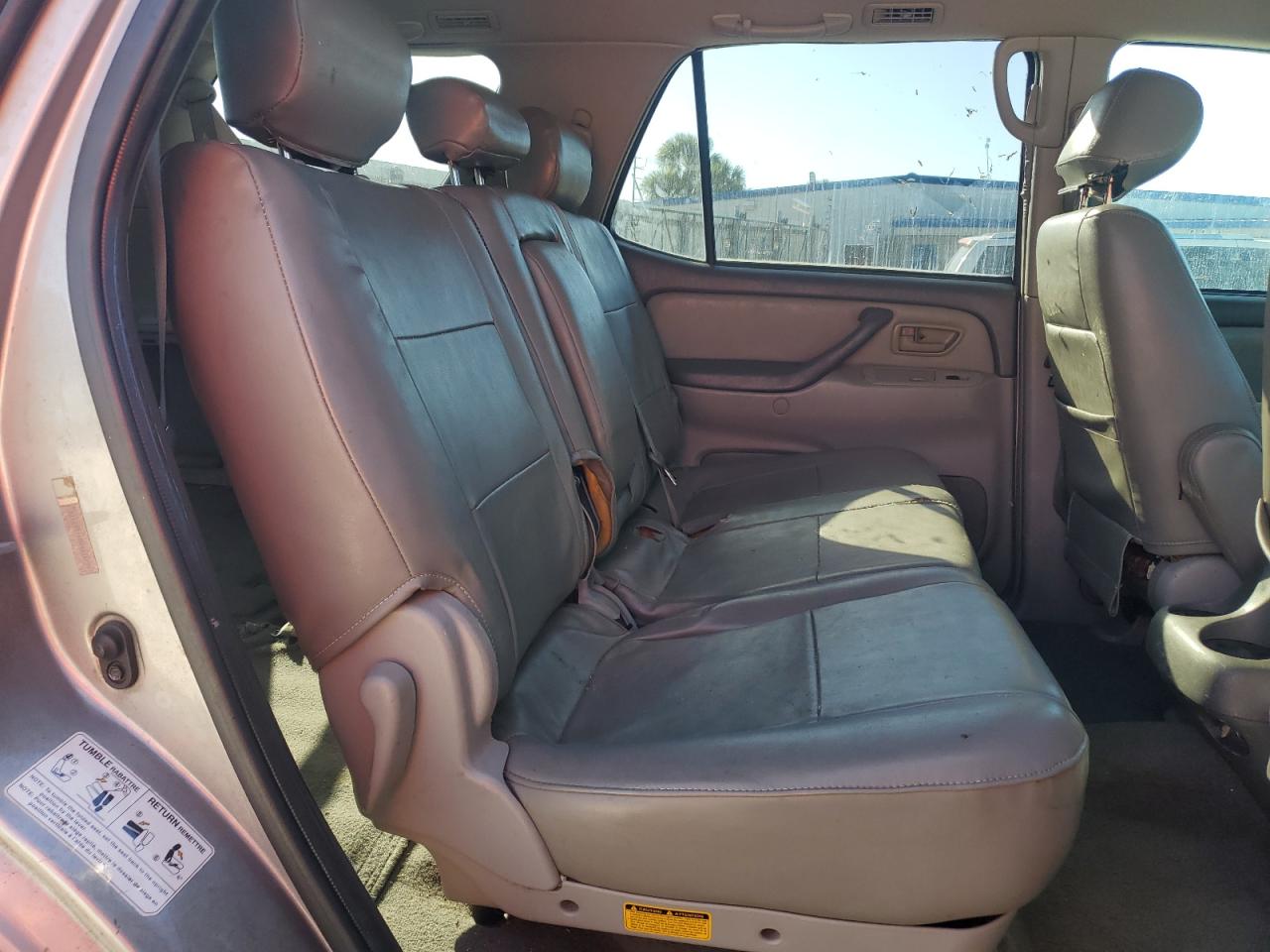 2002 Toyota Sequoia Sr5 VIN: 5TDZT34A82S104979 Lot: 92793865