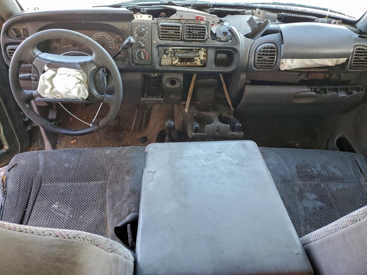 2001 Dodge Ram 1500 VIN: 1B7HF13Y21J197676 Lot: 94611015