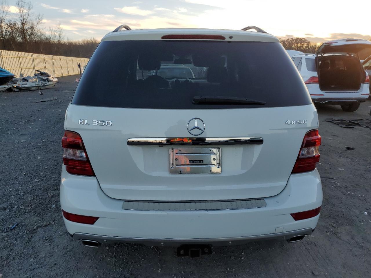 2011 Mercedes-Benz Ml 350 4Matic VIN: 4JGBB8GB4BA652735 Lot: 91605535