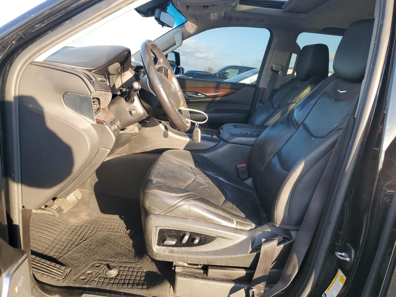 2018 Cadillac Escalade Luxury VIN: 1GYS4BKJ7JR303797 Lot: 91140905