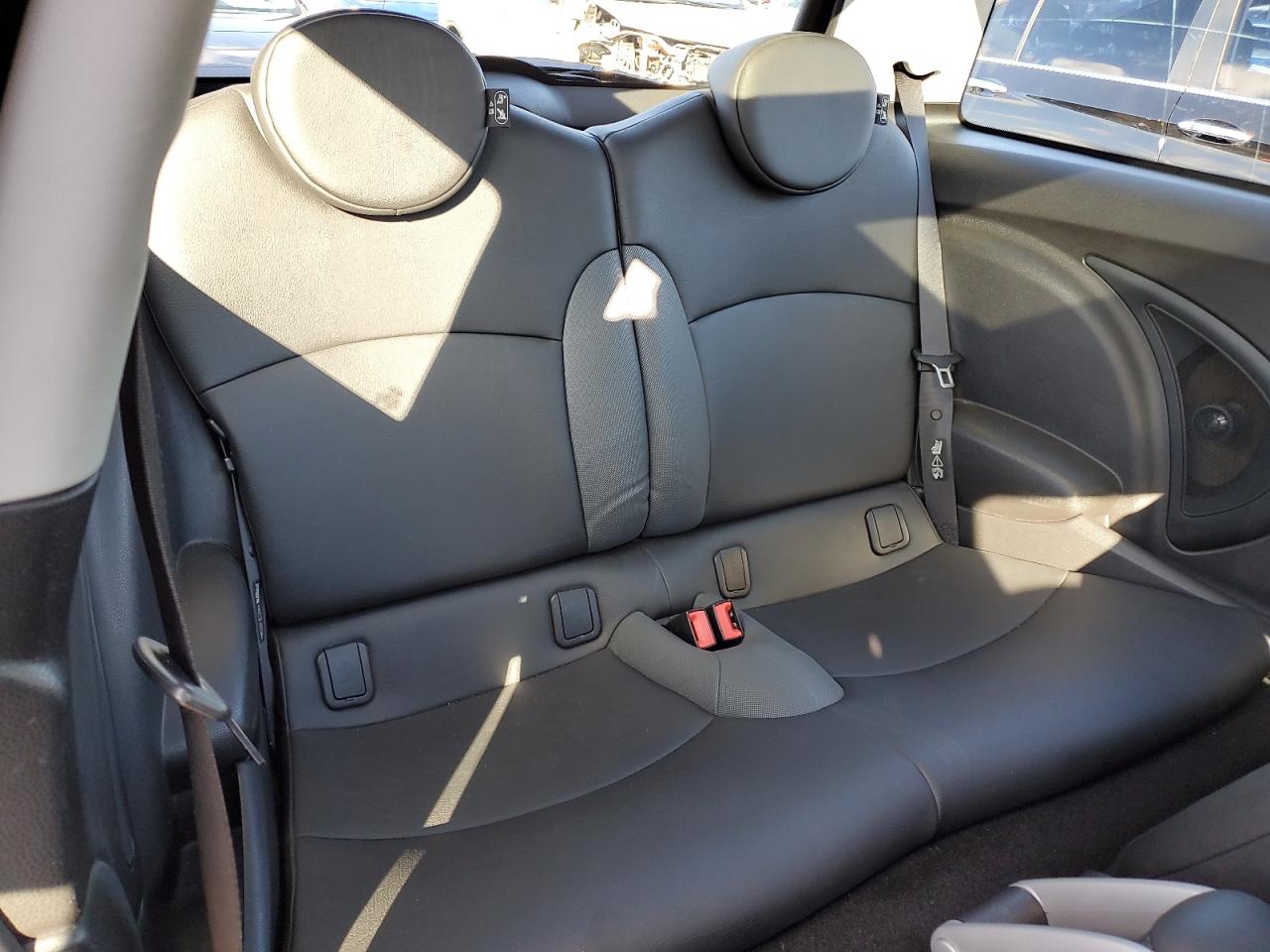 2010 Mini Cooper VIN: WMWMF3C5XATZ66362 Lot: 90678495