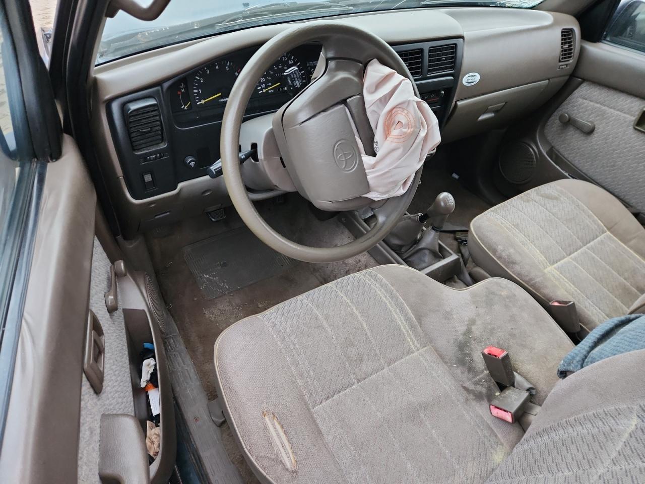 1995 Toyota Tacoma Xtracab VIN: 4TAUN73C2SZ009780 Lot: 93625215