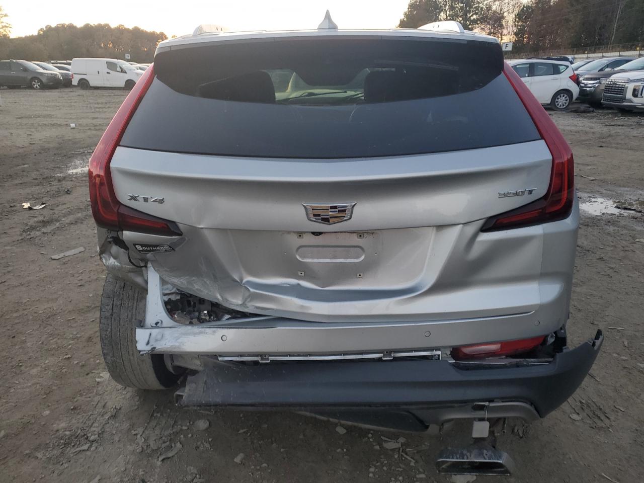 2020 Cadillac Xt4 Premium Luxury VIN: 1GYFZCR48LF043083 Lot: 91007645