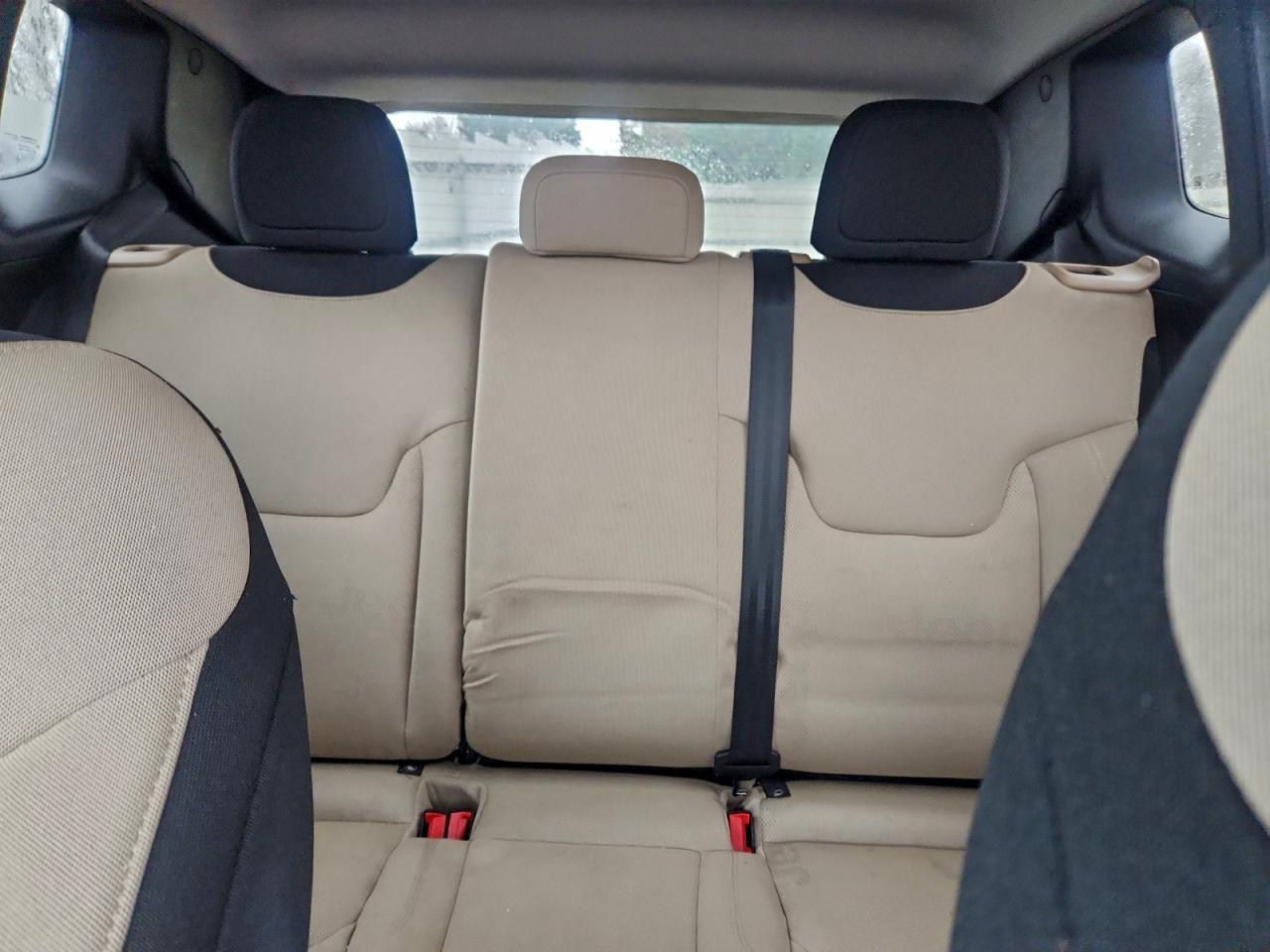 2017 Jeep Renegade Latitude VIN: ZACCJABB8HPG46357 Lot: 93697895