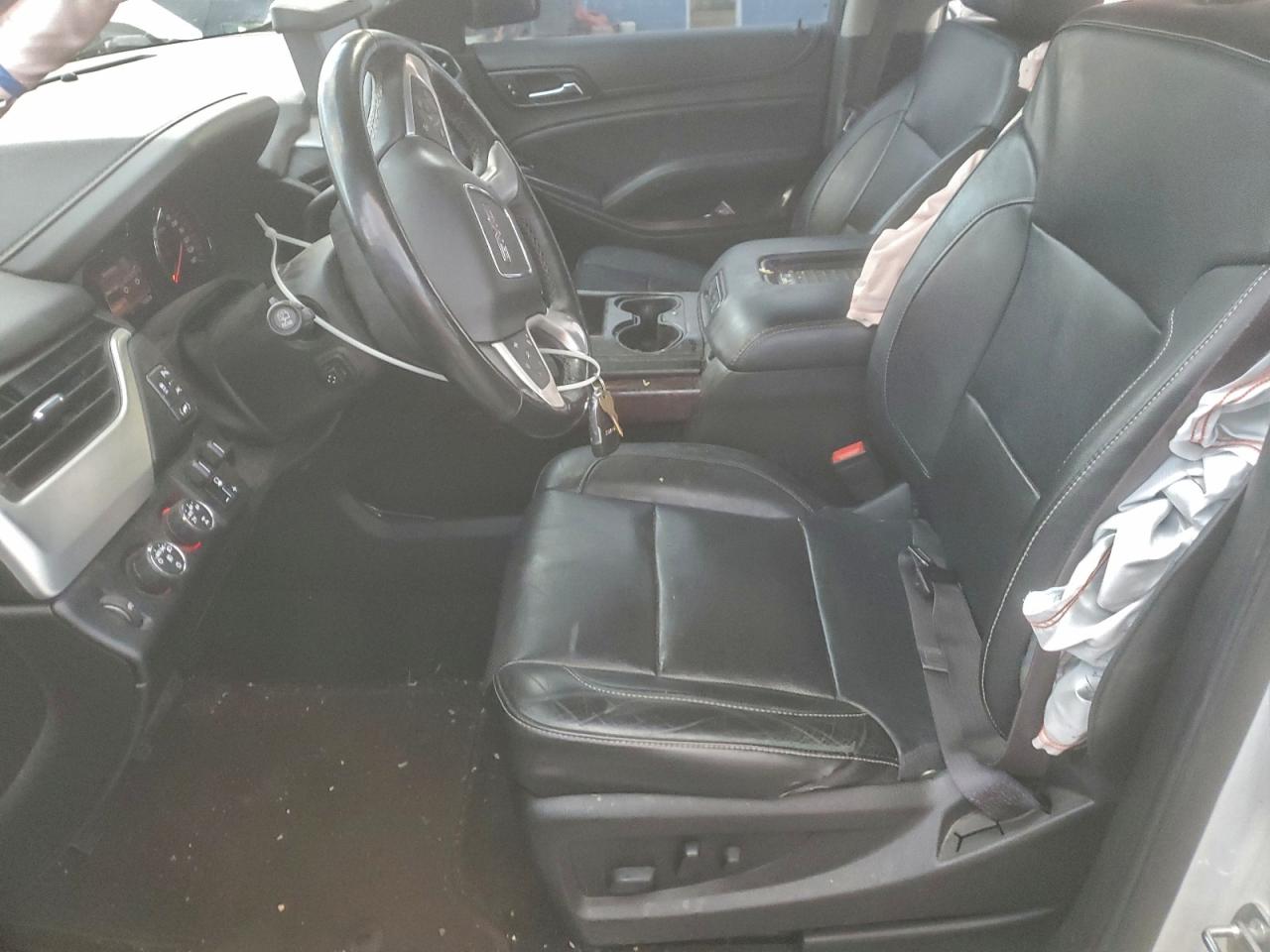 2016 GMC Yukon Xl K1500 Slt VIN: 1GKS2GKC1GR389941 Lot: 94381215