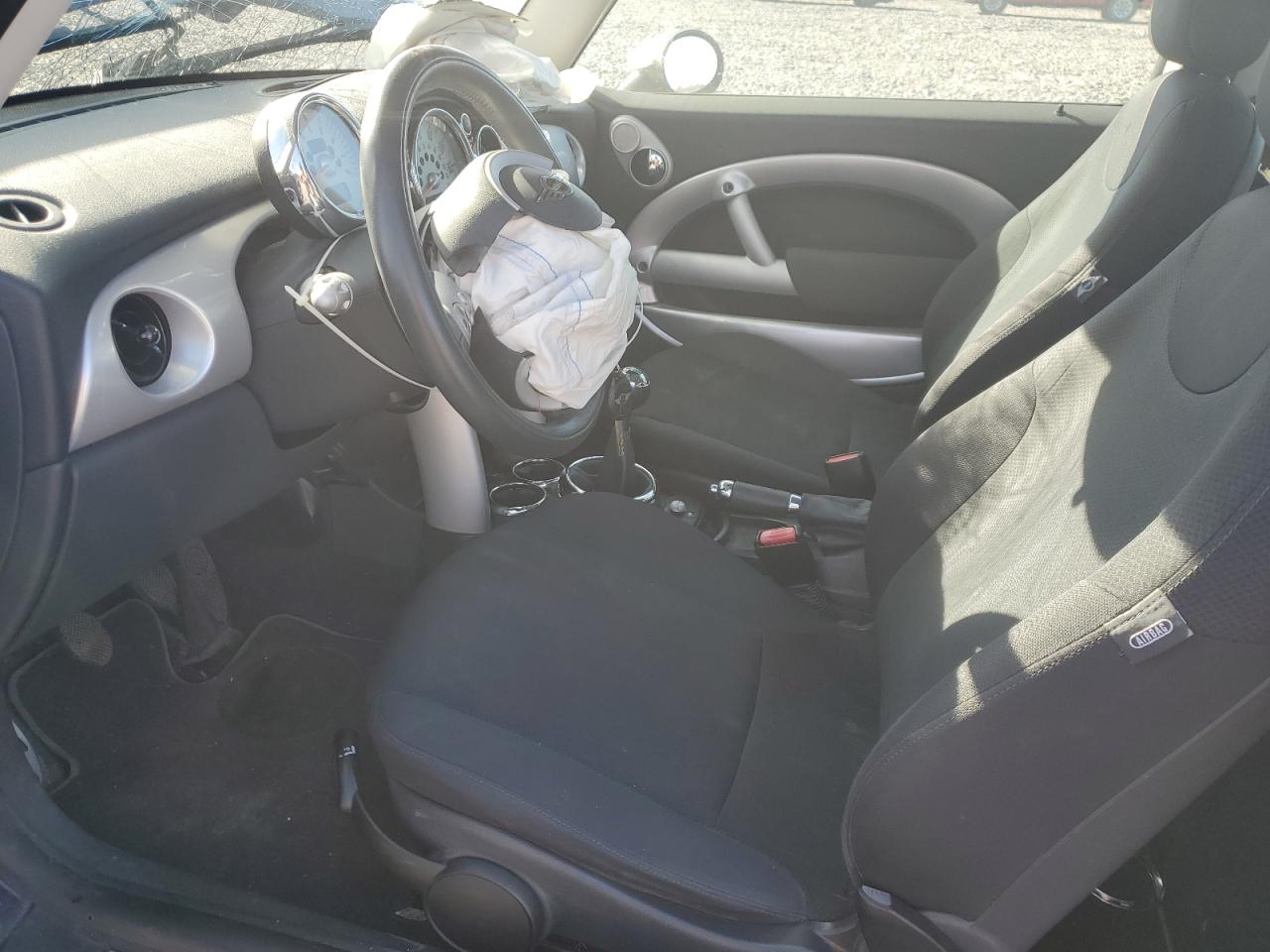 2006 Mini Cooper VIN: WMWRC33516TK64095 Lot: 92469665