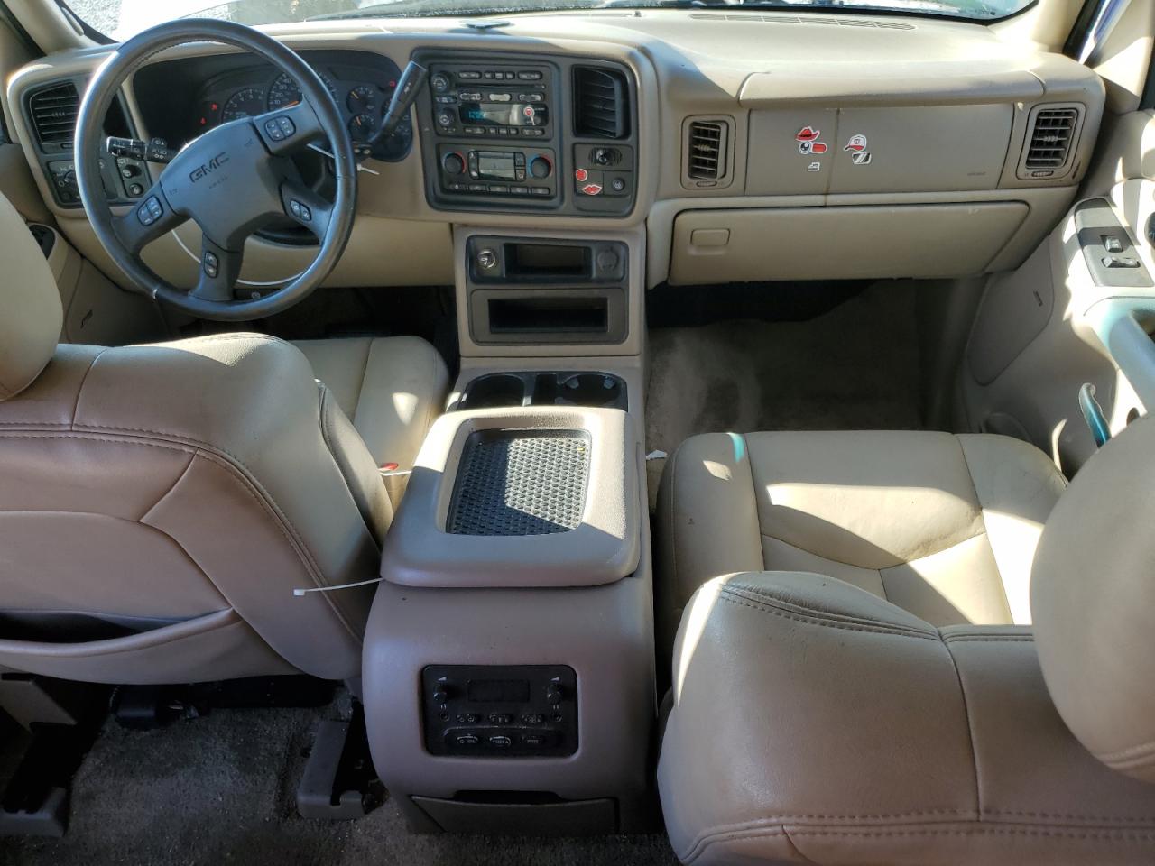 2003 GMC Yukon Xl C1500 VIN: 3GKEC16Z83G140892 Lot: 90605135