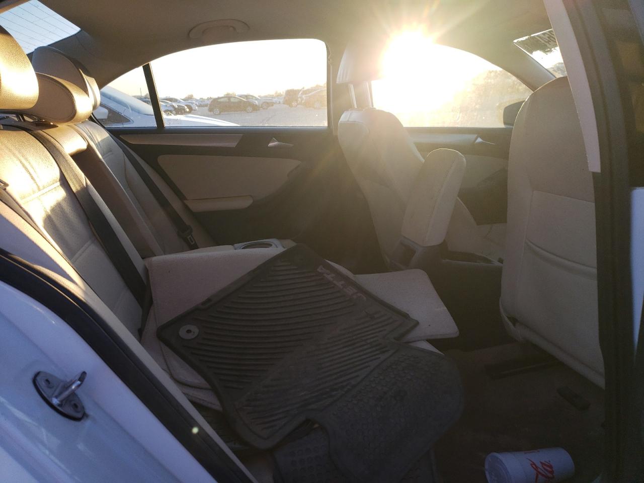 2016 Volkswagen Jetta Se VIN: 3VWD67AJ5GM296928 Lot: 92613645