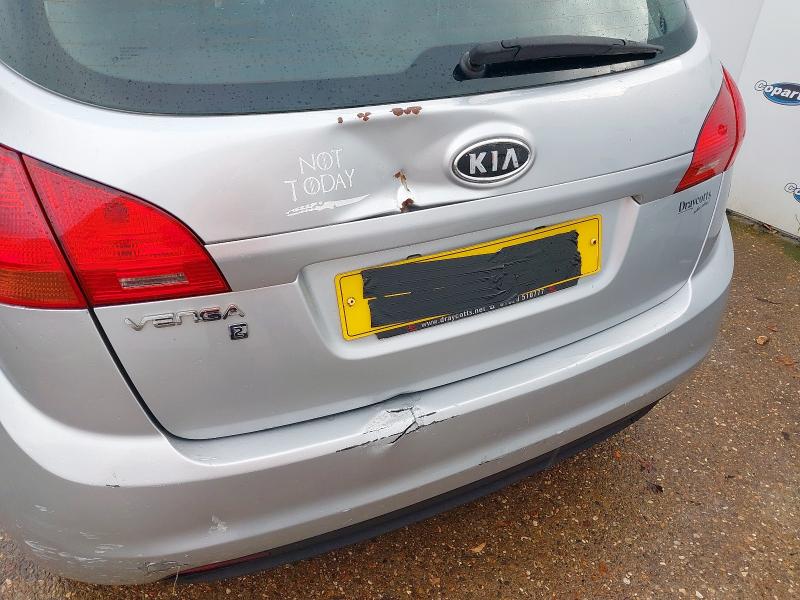 2010 KIA VENGA 1.6 2 5DR AUTO