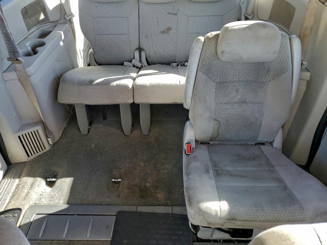 2010 Dodge Grand Caravan Se VIN: 2D4RN4DE6AR467570 Lot: 94122575