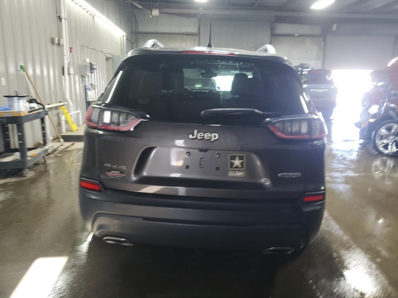 2019 Jeep Cherokee Latitude Plus VIN: 1C4PJMLX4KD239008 Lot: 92348705
