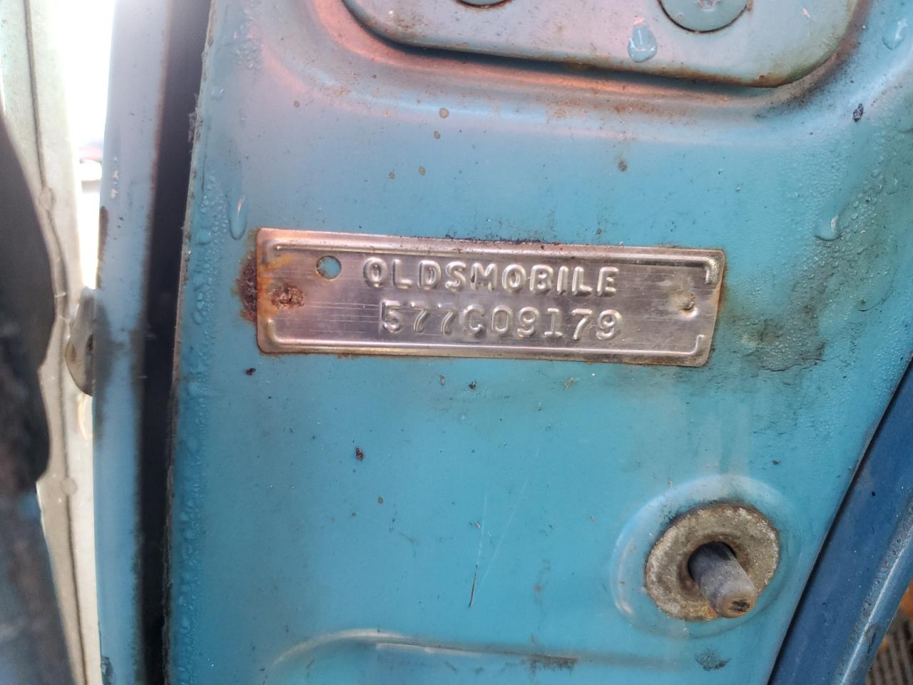 1957 Oldsmobile 88 Base VIN: 577C09179 Lot: 92574725