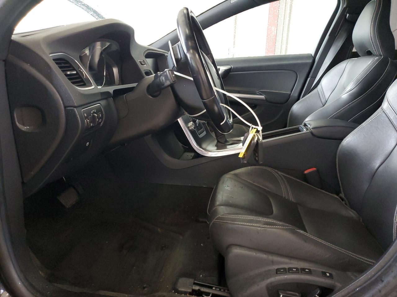 2015 Volvo V60 Premier VIN: YV1612SK0F1262423 Lot: 92404985