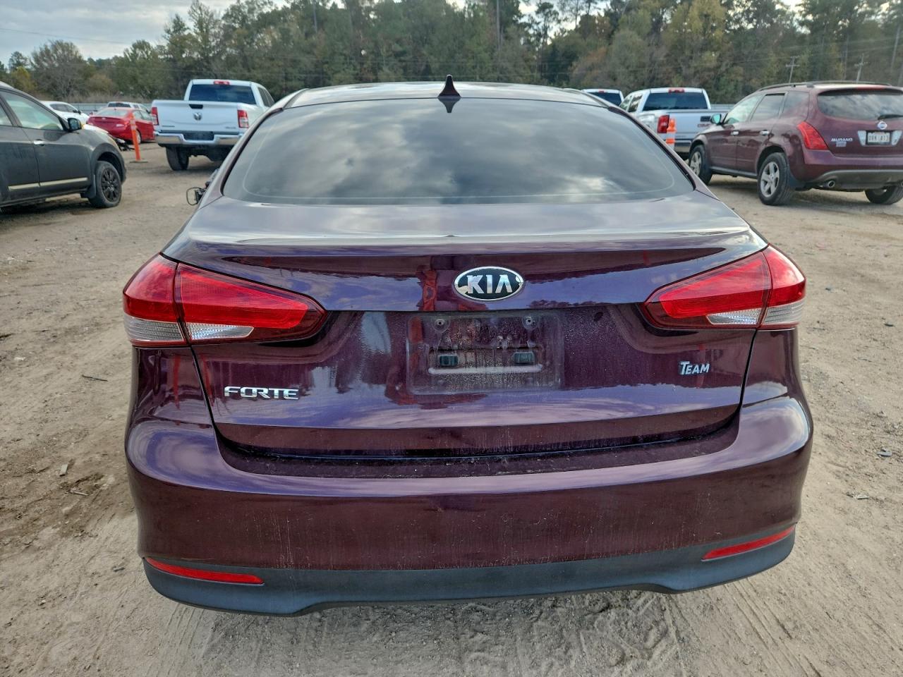 2018 Kia Forte Lx VIN: 3KPFK4A7XJE201856 Lot: 94201835