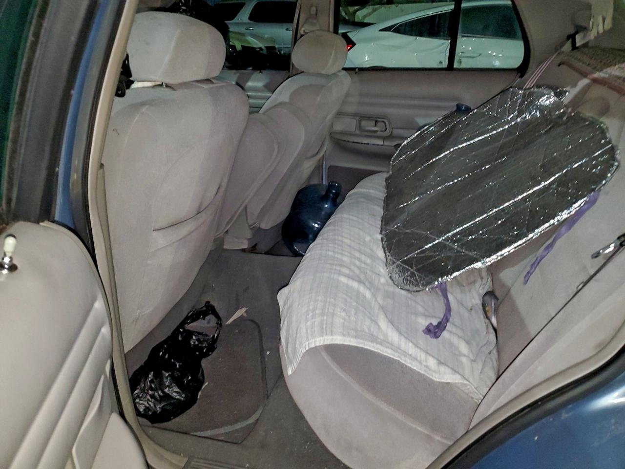 1998 Ford Crown Victoria Lx VIN: 2FAFP74W5WX117442 Lot: 94384635