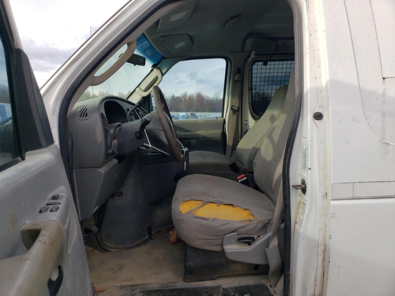 2006 Ford Econoline Cargo E-25 VIN: 1FTNE24L26HA47483 Lot: 92576155