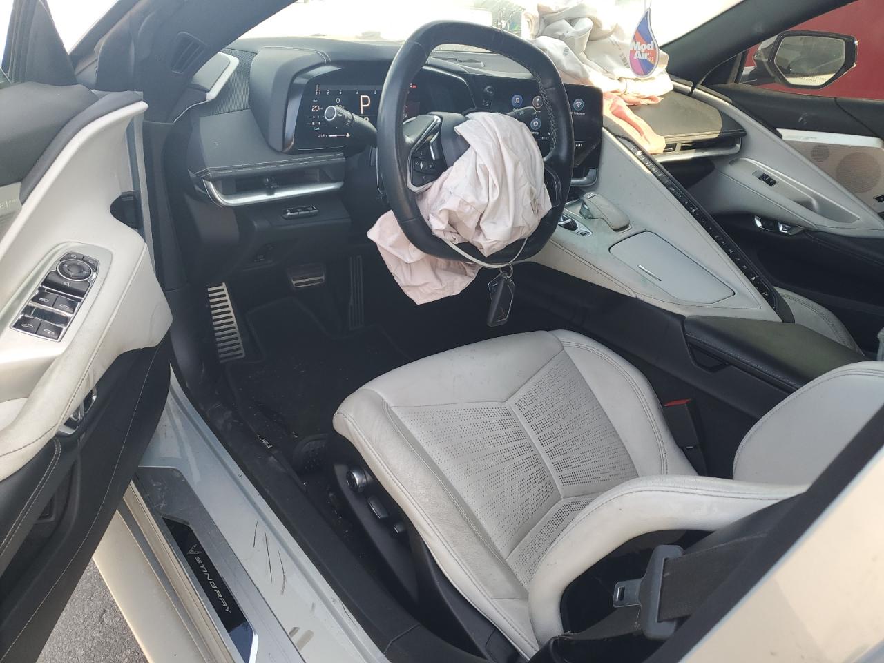 2021 Chevrolet Corvette Stingray 2Lt VIN: 1G1YB3D43M5105290 Lot: 91896525