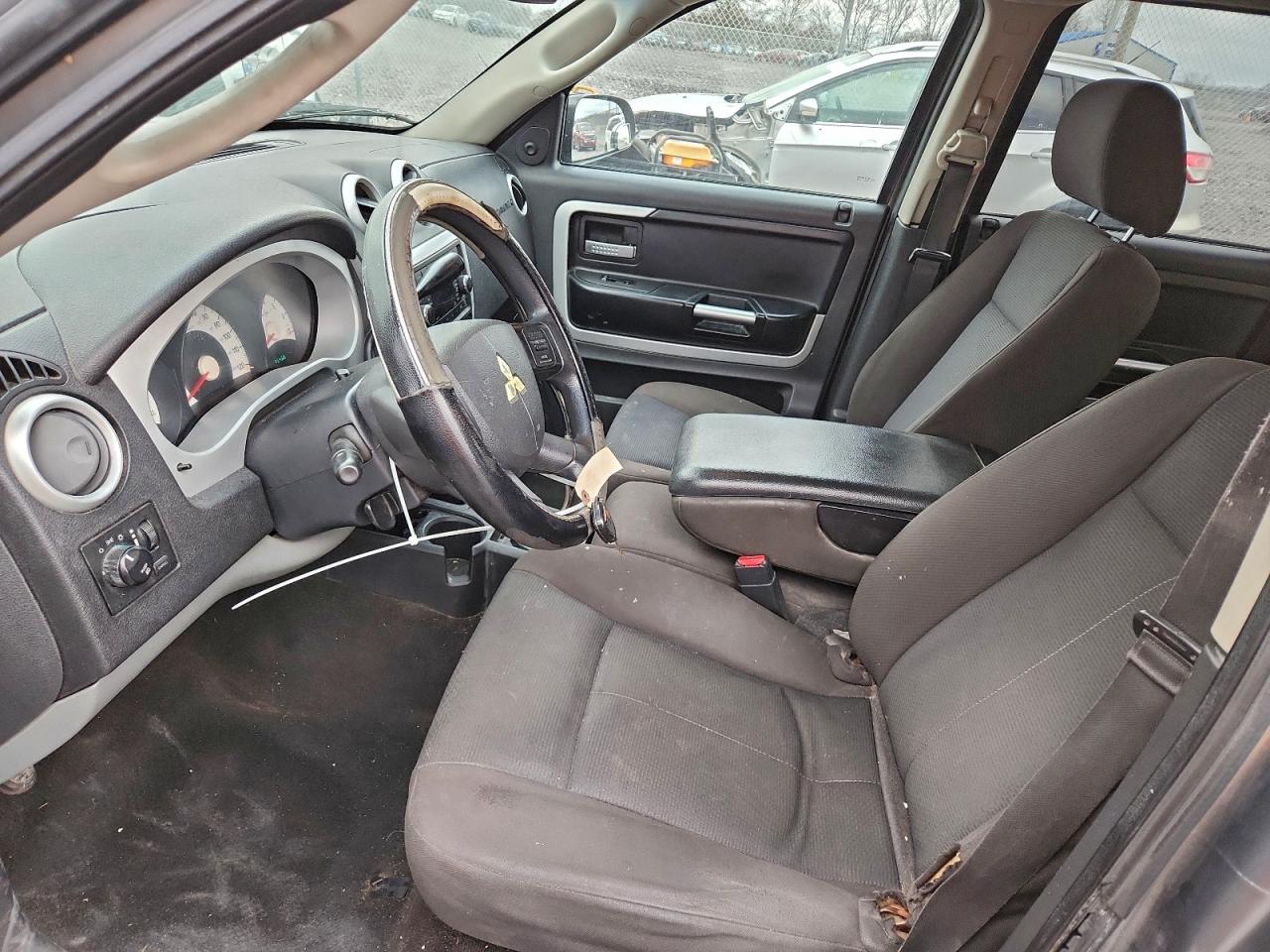 2008 Mitsubishi Raider Ls VIN: 1Z7HC28K88S619588 Lot: 94225635