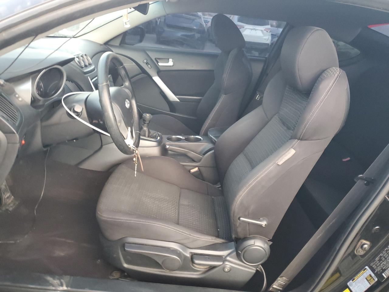 2010 Hyundai Genesis Coupe 2.0T VIN: KMHHT6KD7AU031202 Lot: 91727595