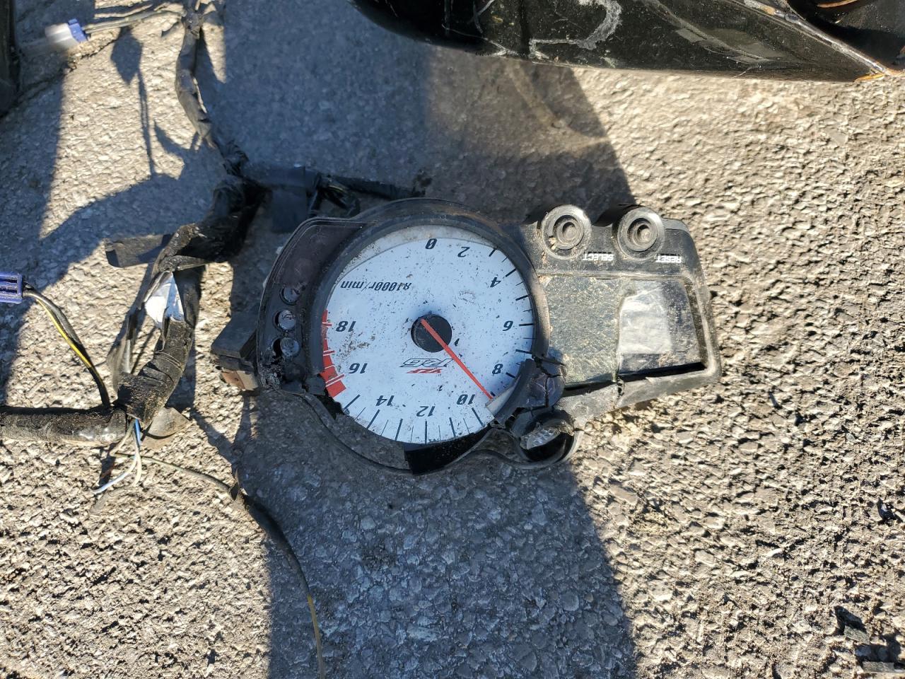 2003 Yamaha Yzfr6 L VIN: JYARJ06E43A001363 Lot: 92571885