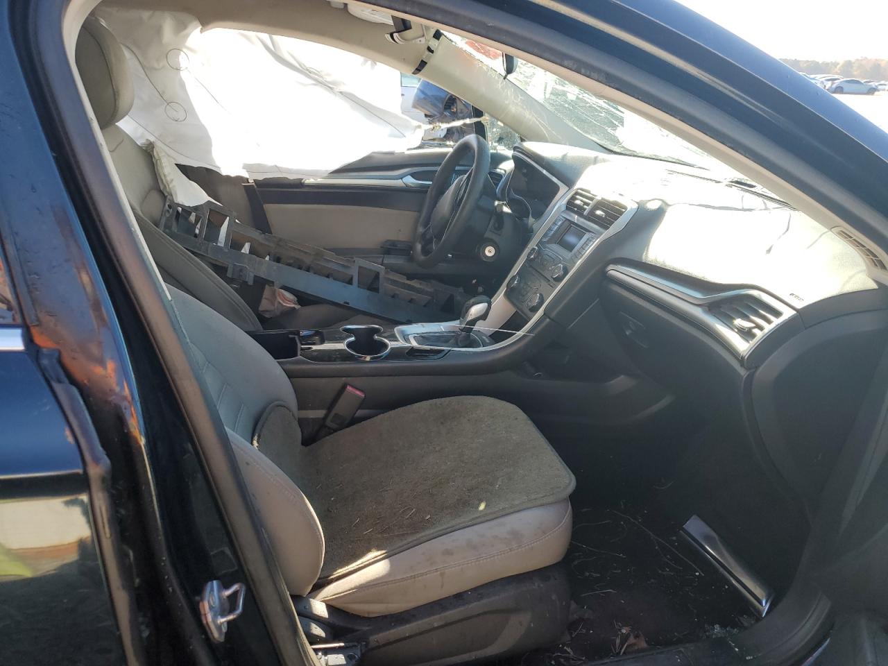 2014 Ford Fusion S VIN: 3FA6P0G76ER296258 Lot: 90807445