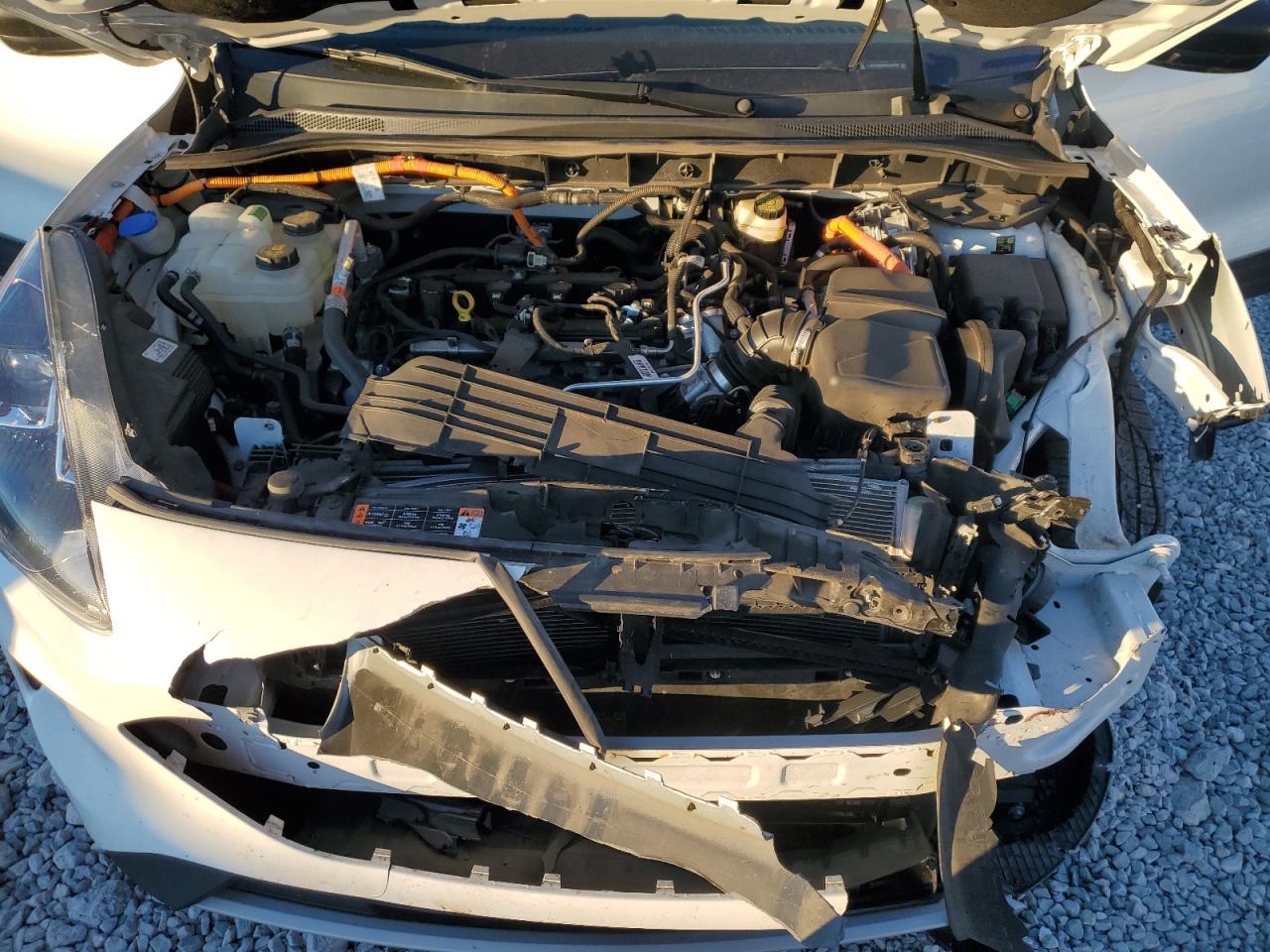 2022 Ford Escape Se VIN: 1FMCU9BZ3NUA37637 Lot: 92650365