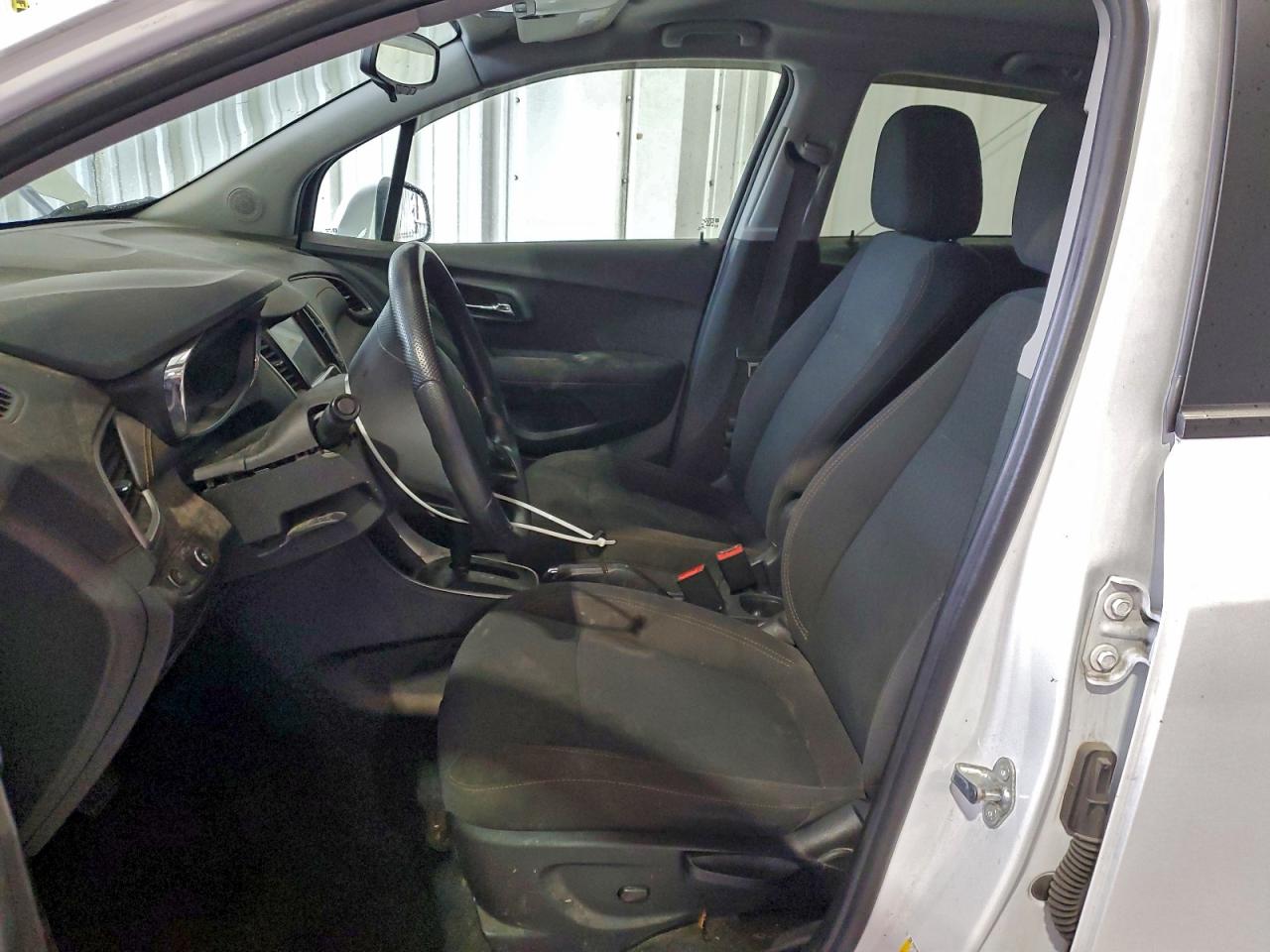 2020 Chevrolet Trax Ls VIN: 3GNCJNSB1LL162207 Lot: 94530975