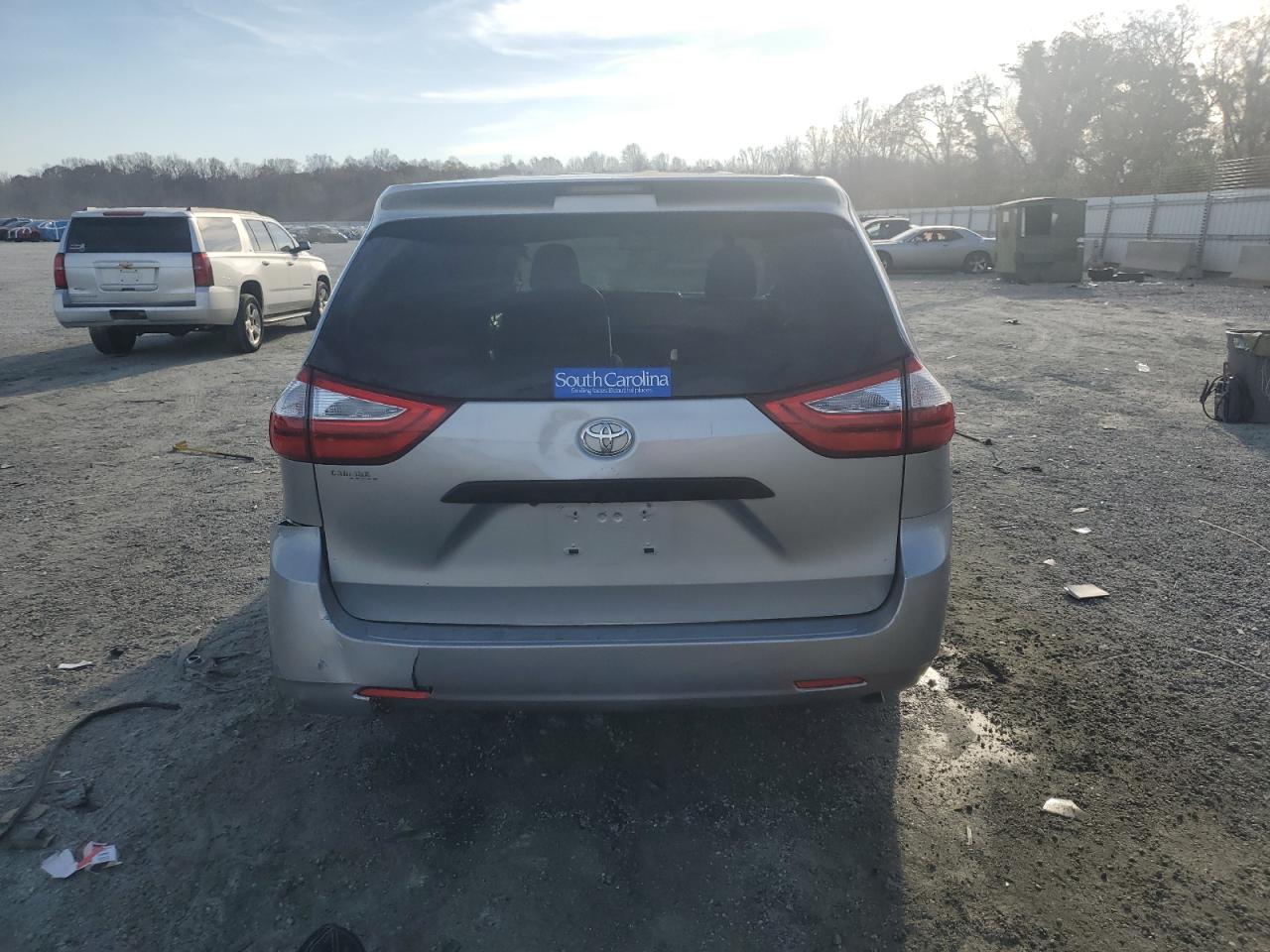 2017 Toyota Sienna VIN: 5TDZZ3DC6HS805271 Lot: 92836905