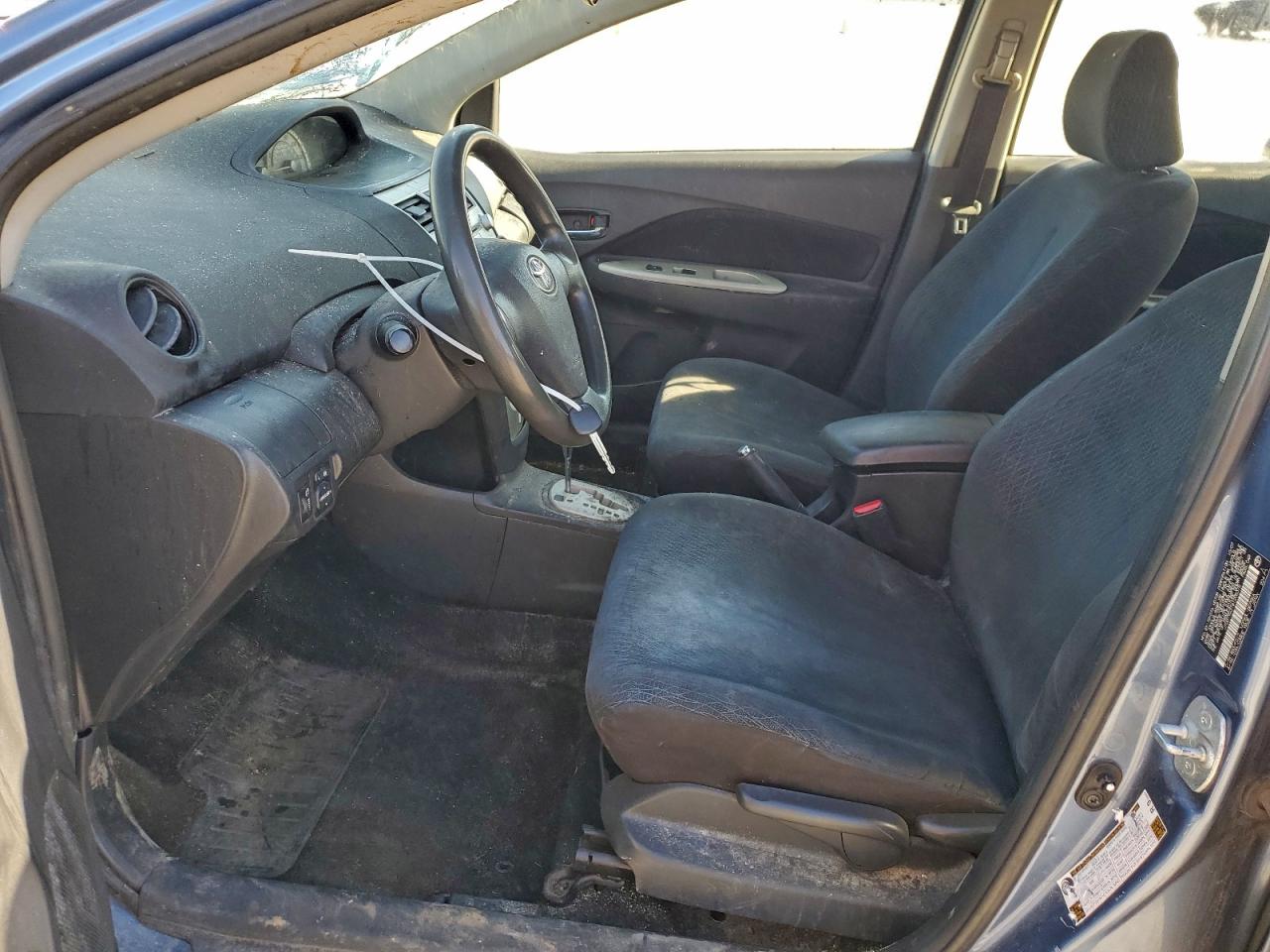 2008 Toyota Yaris VIN: JTDBT923181205375 Lot: 93999925