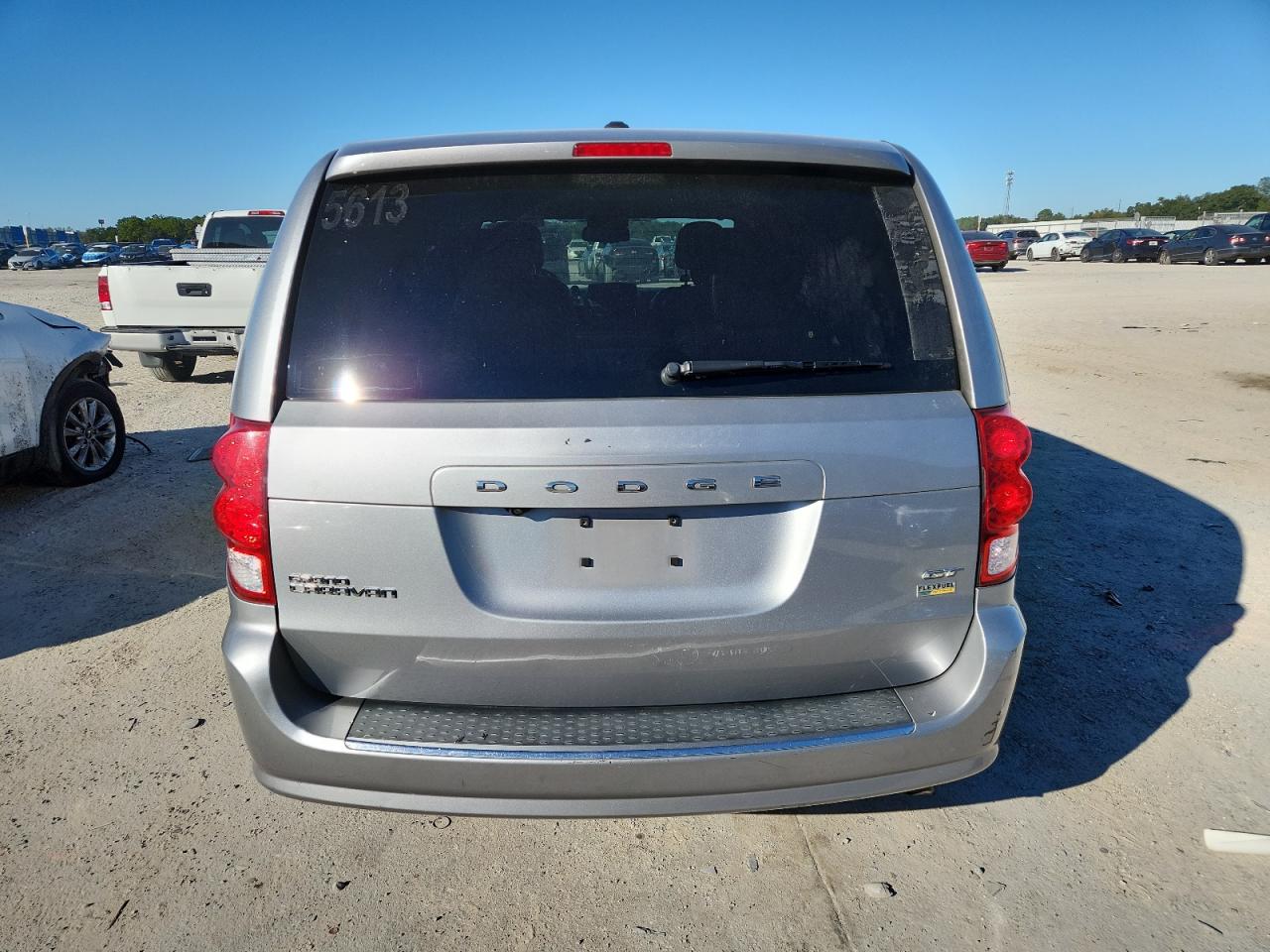 2019 Dodge Grand Caravan Gt VIN: 2C4RDGEG2KR764192 Lot: 89811115