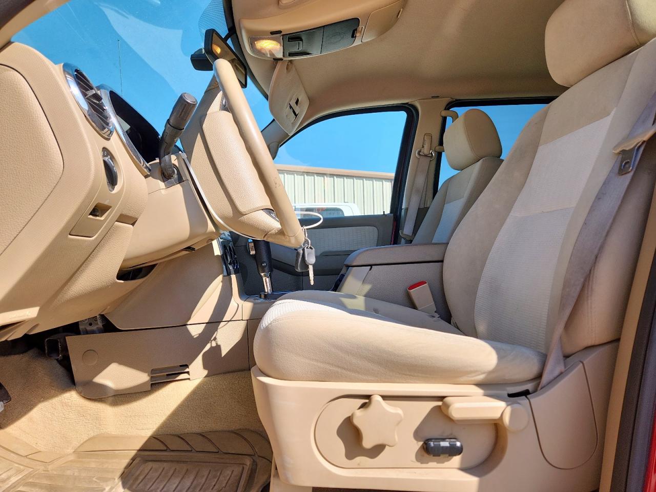 2008 Ford Explorer Xlt VIN: 1FMEU63E08UA69355 Lot: 91585655