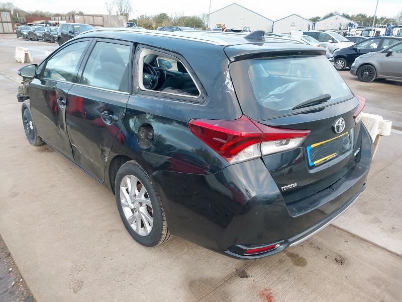 2015 TOYOTA AURIS 1.6 D-4D BUSINESS EDITION 5DR