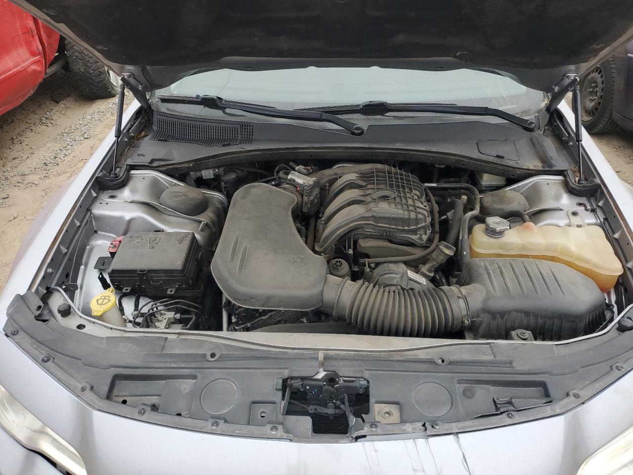 2016 Chrysler 300C VIN: 2C3CCAEG3GH111121 Lot: 92851555