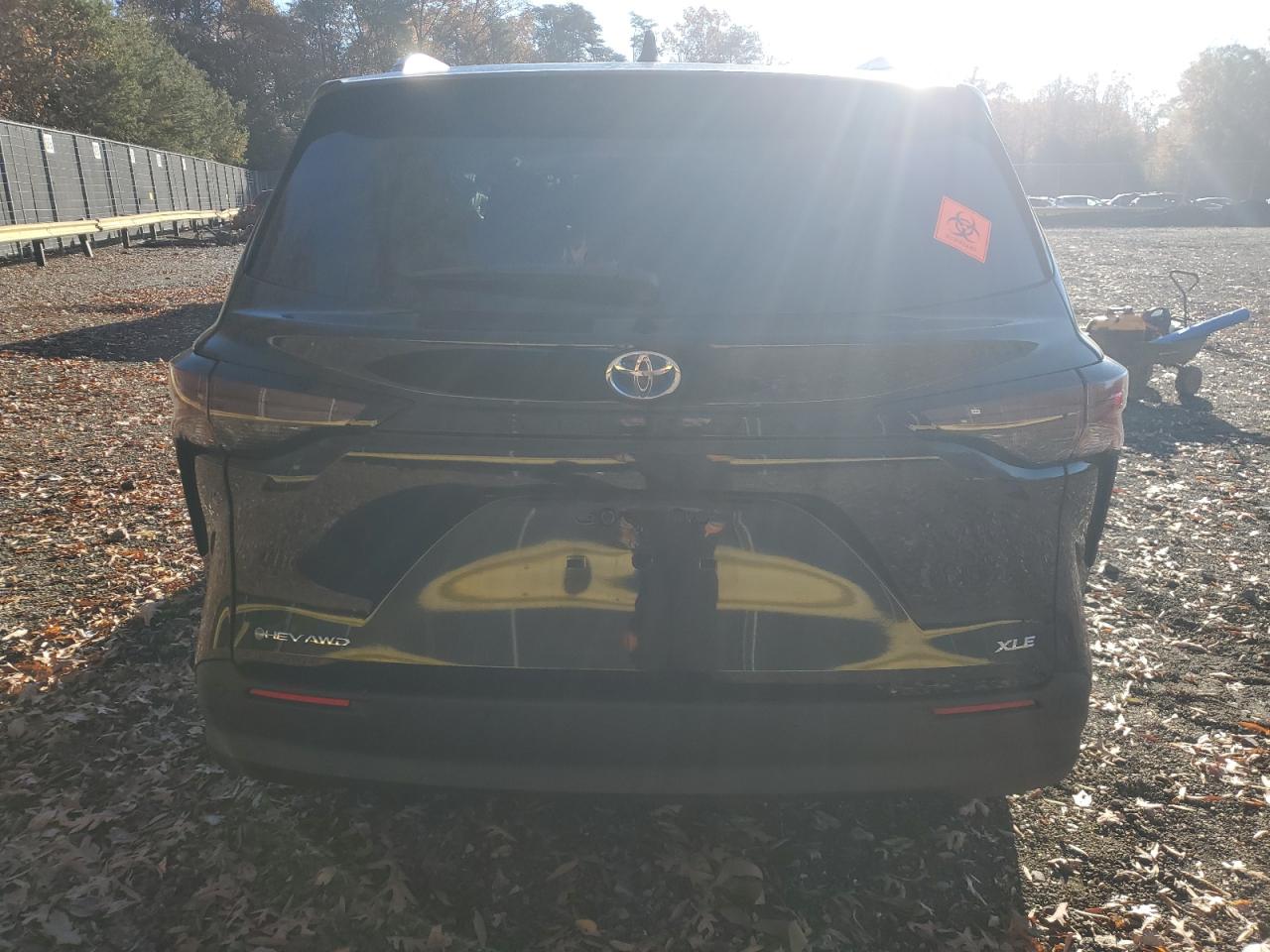 2025 Toyota Sienna Xle VIN: 5TDYSKFC8SS205298 Lot: 91393855