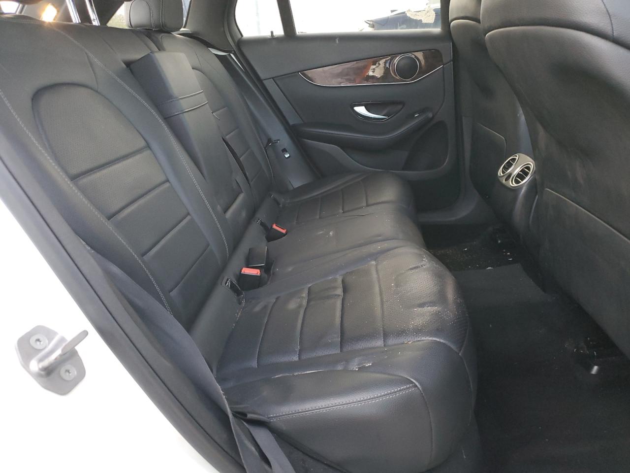 2018 Mercedes-Benz Glc 300 VIN: WDC0G4JB0JV060751 Lot: 93271515