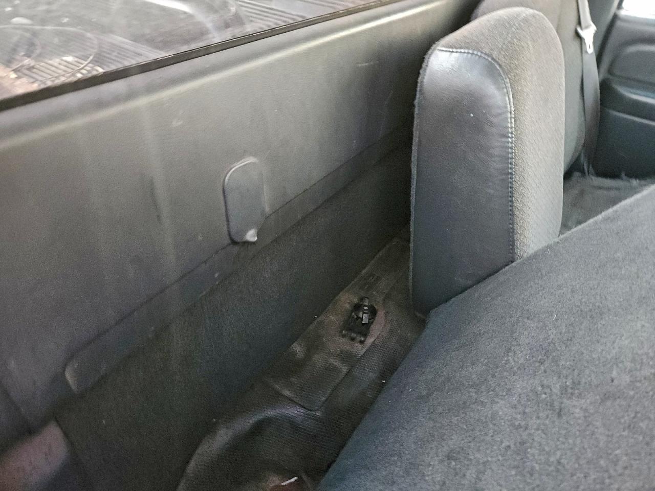 1999 Chevrolet Silverado C1500 VIN: 1GCEC14W2XE243288 Lot: 94552605